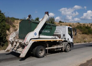 Со јапонски грант општина Чучер Сандево добива возило за управување со отпад вредно над 75 илијади евра